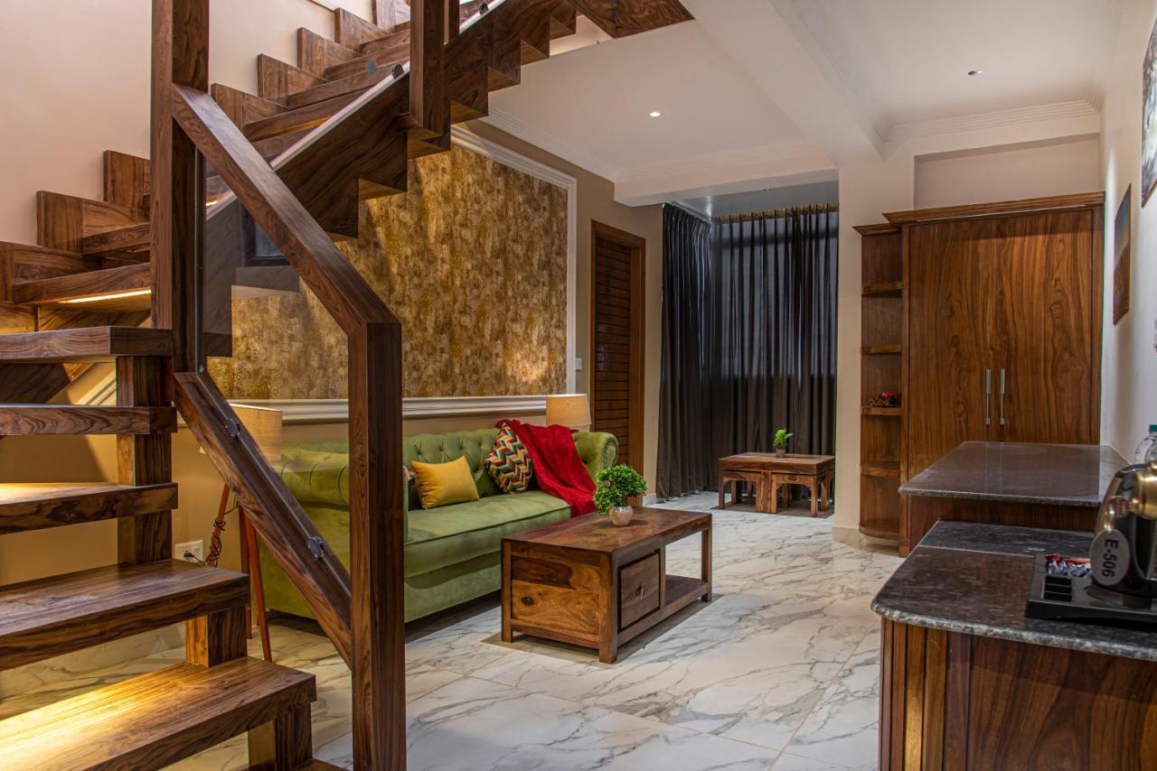 Hillcrest Uphills Apartment Kasauli Exterior photo